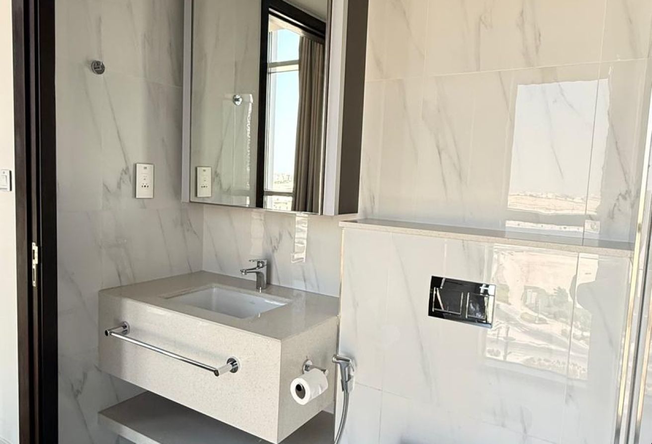 Premium 2-Bedroom Sea View Residence | Lusail Seef thumbnail 25