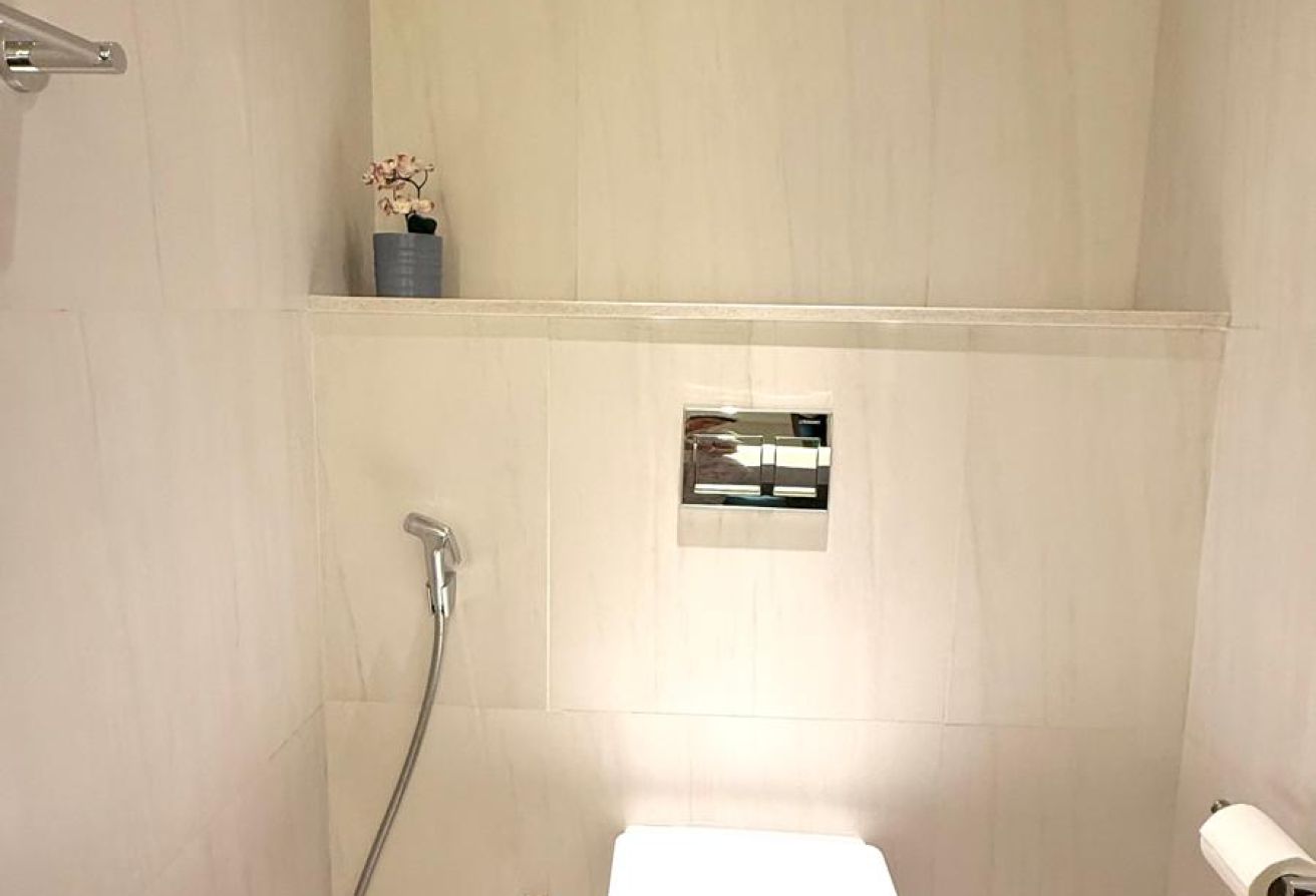 Premium 2-Bedroom Sea View Residence | Lusail Seef thumbnail 7