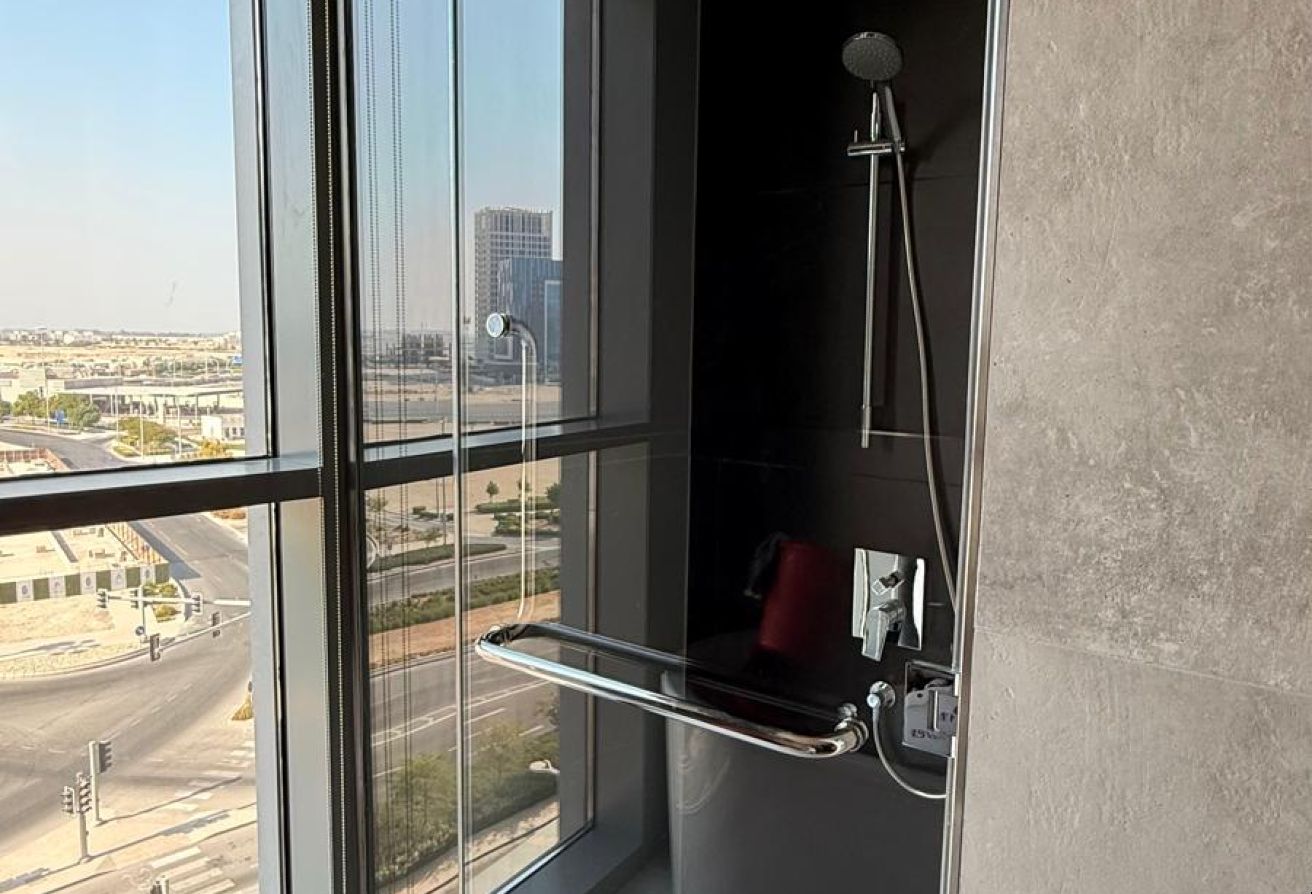 Premium 2-Bedroom Sea View Residence | Lusail Seef thumbnail 20