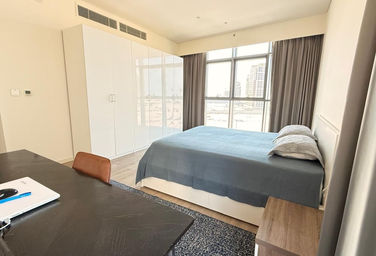 Premium 2-Bedroom Sea View Residence | Lusail Seef thumbnail 16