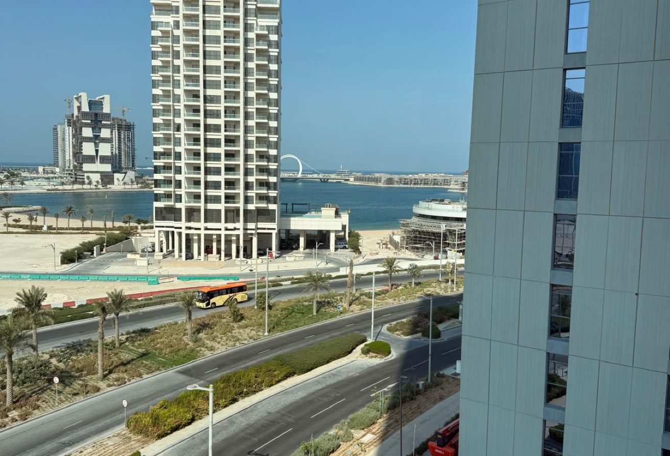 Premium 2-Bedroom Sea View Residence | Lusail Seef thumbnail 17