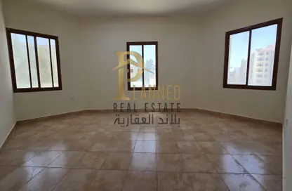 Apartment - 3 Bedrooms - 3 Bathrooms for rent in Al Sadd - Doha