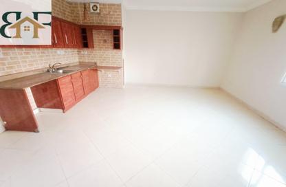 Apartment - 1 Bedroom - 1 Bathroom for rent in Umm Ghwailina Comm - Umm Ghuwalina - Umm Ghuwailina - Doha Apartment - 1 Bedroom - 1 Bathroom for rent in Umm Ghwailina Comm - Umm Ghuwalina - Umm Ghuwailina - Doha
