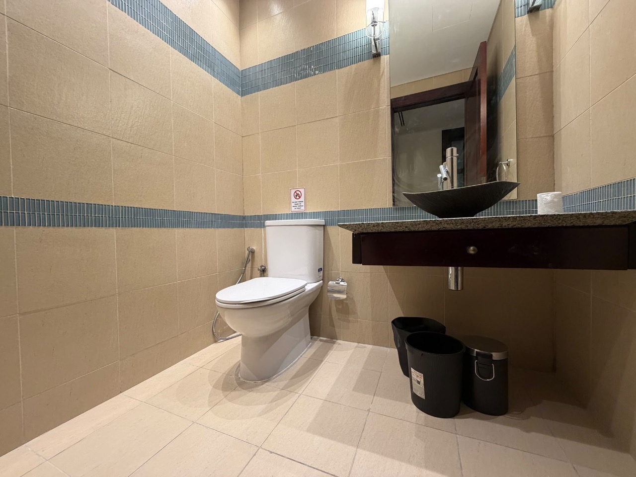 Rent a 130 sqm 1 Bedroom townhouse in Porto Arabia thumbnail 10