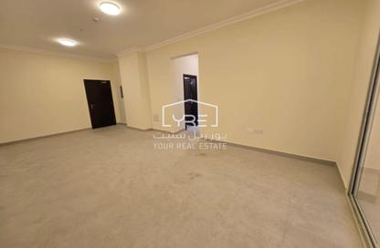 Apartment - 3 Bedrooms - 3 Bathrooms for rent in Anas Street - Fereej Bin Mahmoud North - Fereej Bin Mahmoud - Doha Apartment - 3 Bedrooms - 3 Bathrooms for rent in Anas Street - Fereej Bin Mahmoud North - Fereej Bin Mahmoud - Doha