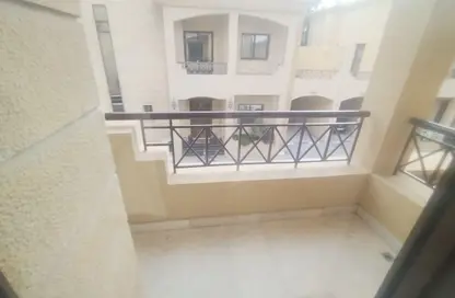 فيلا - 3 غرف نوم - 4 حمامات للايجار في شارع النعيجة - النعيجة - الدوحة