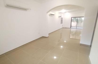 Villa - 3 Bedrooms - 4 Bathrooms for rent in Al Nuaija Street - Al Nuaija - Doha
