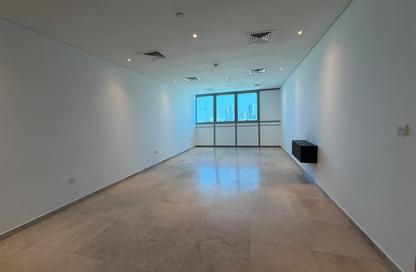 Apartment - 2 Bedrooms - 4 Bathrooms for sale in Zig Zag Tower A - Zig Zag Towers - West Bay - Doha