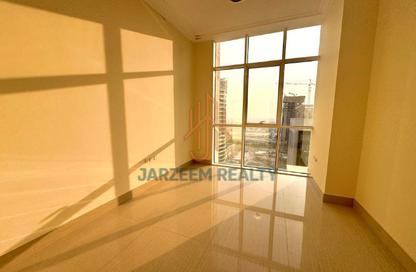 Apartment - 2 Bedrooms - 2 Bathrooms for rent in Lusail Marina Heights - Marina District - Lusail
