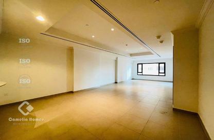 Apartment - 1 Bedroom - 2 Bathrooms for rent in East Porto Drive - Porto Arabia - The Pearl Island - Doha