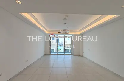 Apartment - 2 Bedrooms - 3 Bathrooms for sale in Crystal Residence - Gewan Island - The Pearl Island - Doha
