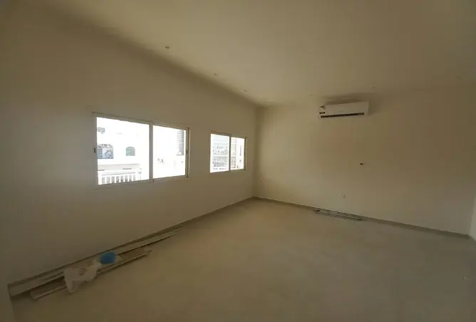 63921442 - Property Image 3