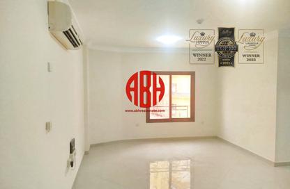 Apartment - 3 Bedrooms - 3 Bathrooms for rent in Anas Street - Fereej Bin Mahmoud North - Fereej Bin Mahmoud - Doha