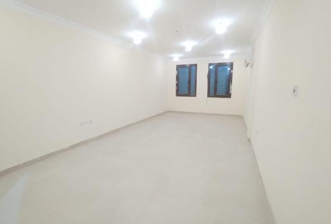 54150674 - Property Image 3