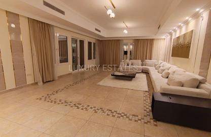 Apartment - 3 Bedrooms - 4 Bathrooms for rent in Tower 10 - Porto Arabia - The Pearl Island - Doha Apartment - 3 Bedrooms - 4 Bathrooms for rent in Tower 10 - Porto Arabia - The Pearl Island - Doha