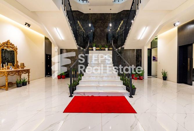 53282963 - Property Image 2