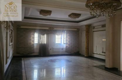 Villa - 5 - 5 for rent in Al Aziziyah - Doha