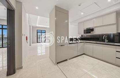 Apartment - 1 - 2 for sale in Barwa Royale - Lusail City - Lusail