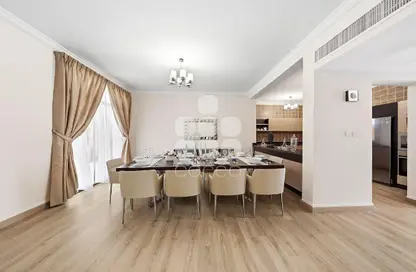 فيلا - 4 غرف نوم - 4 حمامات للايجار في فلل عين خالد - عين خالد - الدوحة