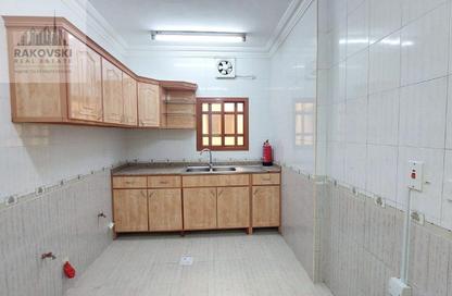 Apartment - 2 Bedrooms - 2 Bathrooms for rent in Al Muntazah Street - Al Muntazah - Doha