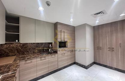 Apartment - 2 Bedrooms - 3 Bathrooms for rent in West Porto Drive - Porto Arabia - The Pearl Island - Doha