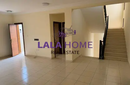 فيلا - 7 غرف نوم - 6 حمامات للايجار في فيلات دار السلام - أبو هامور - الدوحة