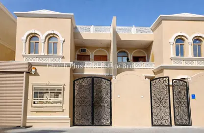 Villa - Studio - 1 Bathroom for rent in Al Gharrafa - Al Gharrafa - Doha