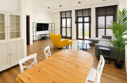 Apartment - 1 Bedroom - 2 Bathrooms for sale in Carnaval - Qanat Quartier - The Pearl Island - Doha