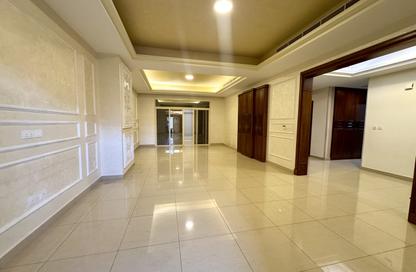 Villa - 5 - 4 for rent in Al Maamoura - Al Maamoura - Doha