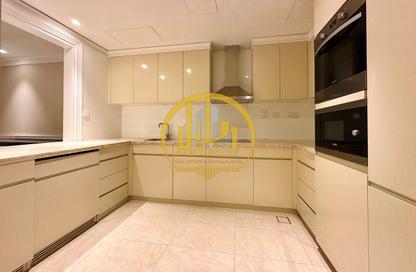 Apartment - 3 - 3 for rent in West Bay Tower - West Bay - West Bay - Doha Apartment - 3 - 3 for rent in West Bay Tower - West Bay - West Bay - Doha