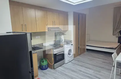 Apartment - Studio - 1 Bathroom for rent in Lusail City - Lusail