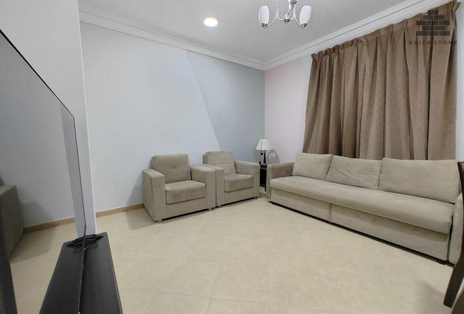 1020893 - Property Image 2