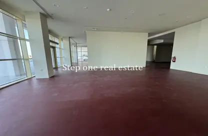 معرض - استوديو - 4 حمامات للايجار في سيف لوسيل - مدينة اللسيل - الوسيل