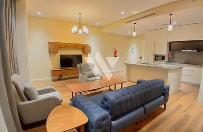 Apartment - 2 Bedrooms - 3 Bathrooms for rent in Floresta Gardens - Floresta Gardens - The Pearl Island - Doha