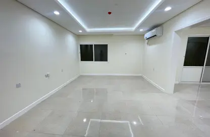 شقة - 3 غرف نوم - 3 حمامات للايجار في شقق مشيرب - مشيرب - الدوحة