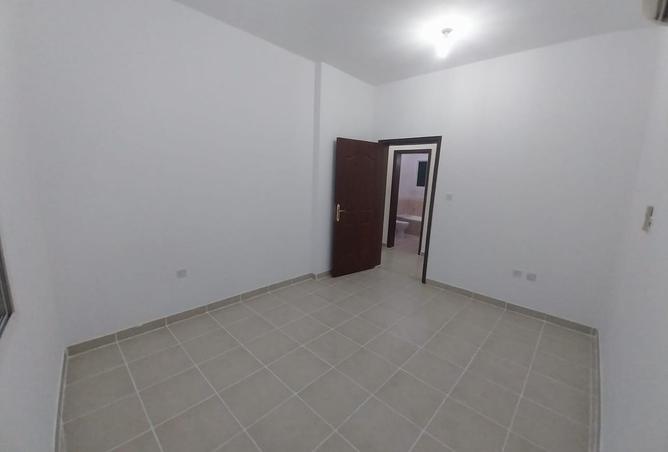 58902569 - Property Image 2