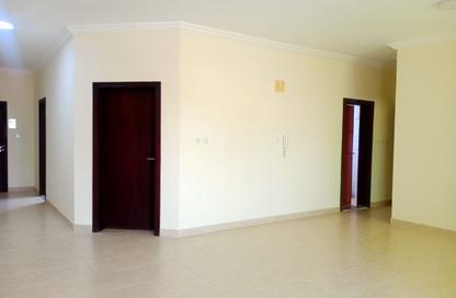Apartment - 2 - 2 for rent in Salaja Street - Doha Al Jadeed - Doha