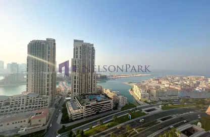 شقة - 4 غرف نوم - 6 حمامات للبيع في طريق بورتو الغربي - بورتو أرابيا - جزيرة اللؤلؤة - الدوحة شقة - 4 غرف نوم - 6 حمامات للبيع في طريق بورتو الغربي - بورتو أرابيا - جزيرة اللؤلؤة - الدوحة