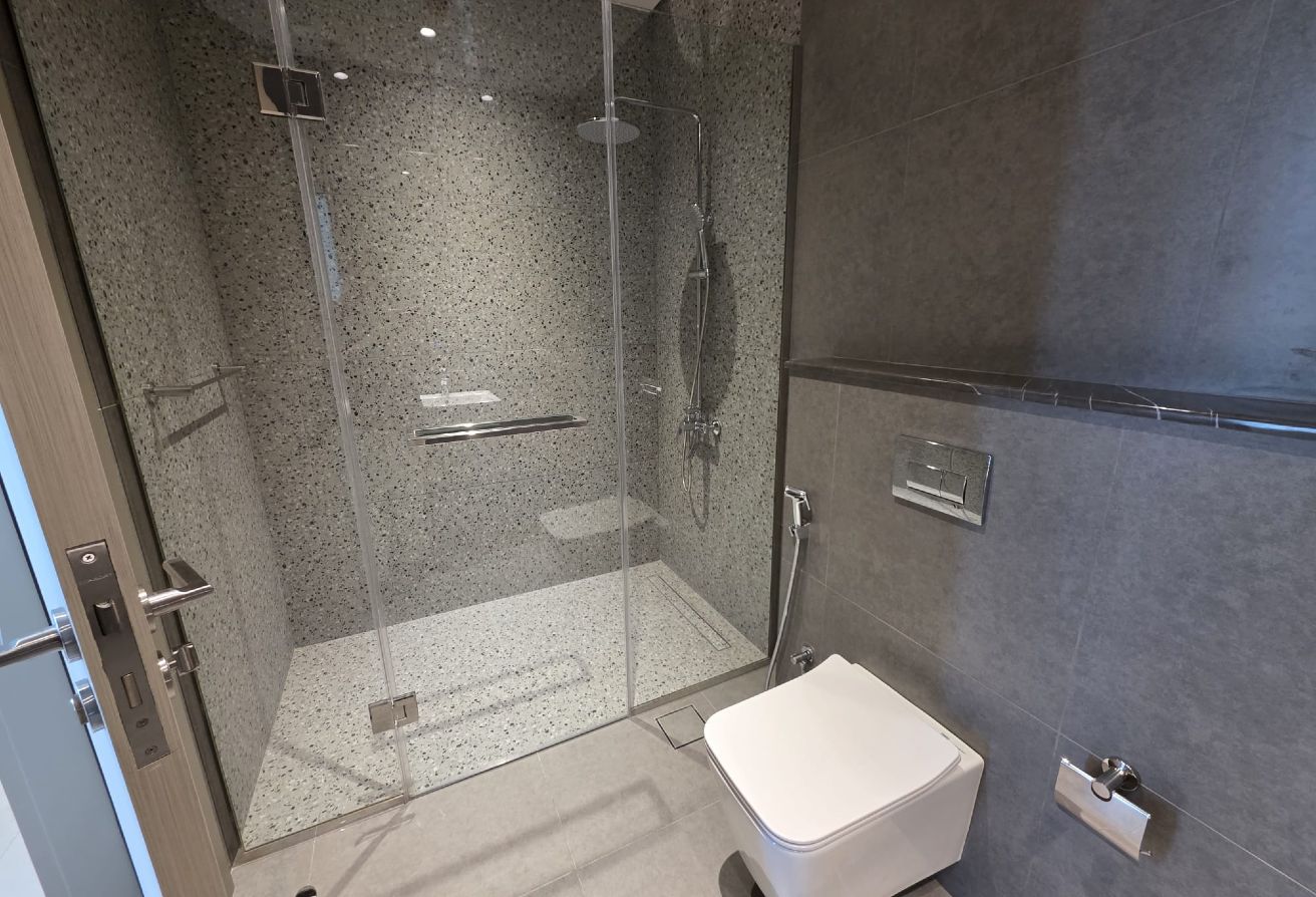 Stunning 2BR Unit Overlooking the City Skyline Now thumbnail 15