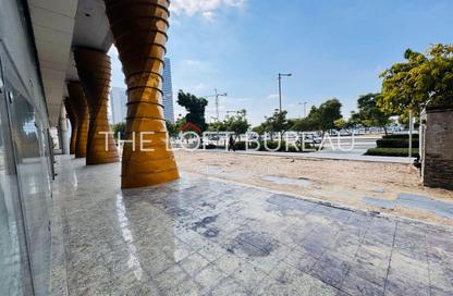 Retail - Studio - 2 for rent in Marina Residences 195 - Marina District - Lusail