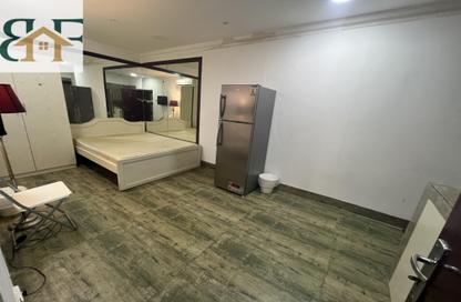 Apartment - Studio - 1 Bathroom for rent in Umm Ghwailina Comm - Umm Ghuwalina - Umm Ghuwailina - Doha