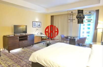 Apartment - Studio - 1 Bathroom for rent in Golden Bay Tower - West Bay - West Bay - Doha