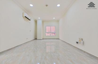 Apartment - 2 - 2 for rent in Muntazah 7 - Al Muntazah - Doha