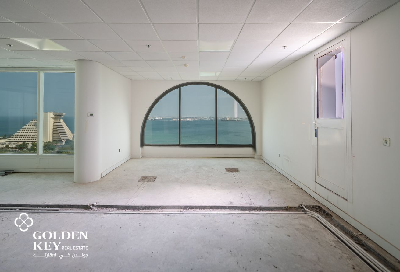 Office Space with Balcony and Sea View | West bay