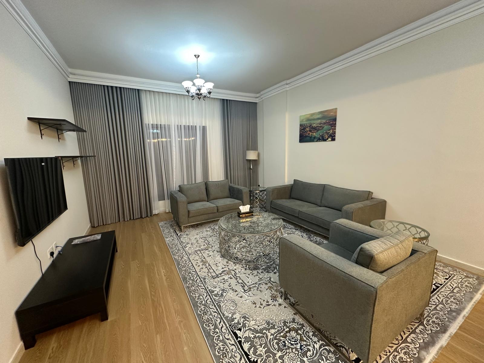 LUXURY 1BEDROOM FULLY FURNISHED APARTMENT thumbnail 6