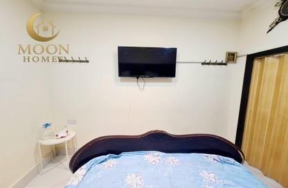 Apartment - Studio - 1 Bathroom for rent in Umm Ghwailina Comm - Umm Ghuwalina - Umm Ghuwailina - Doha