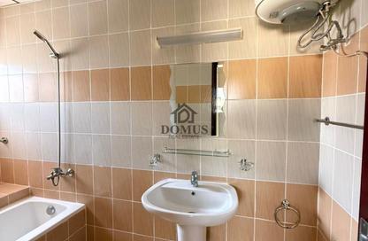 Apartment - 3 Bedrooms - 3 Bathrooms for rent in Tadmur Street - Old Airport Road - Doha