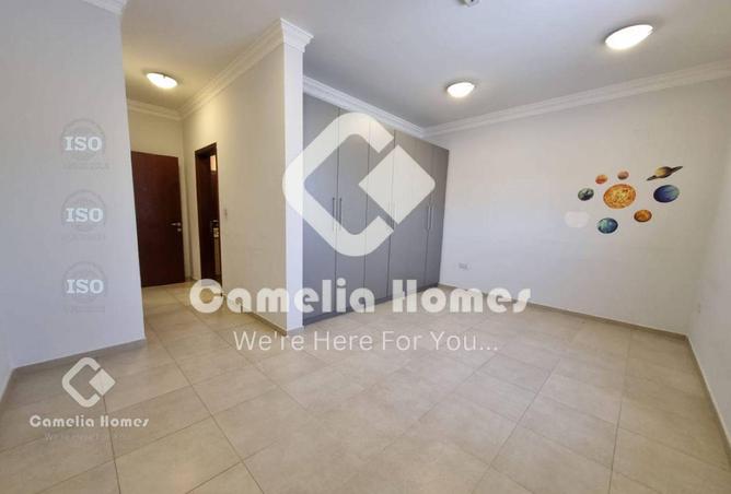 54009574 - Property Image 3