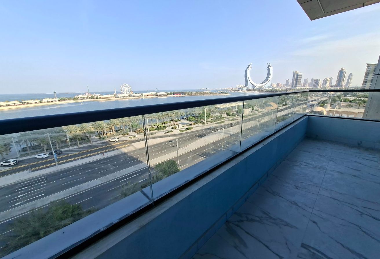 Luxury 2 BHK | Bills Included | Lusail Marina thumbnail 16