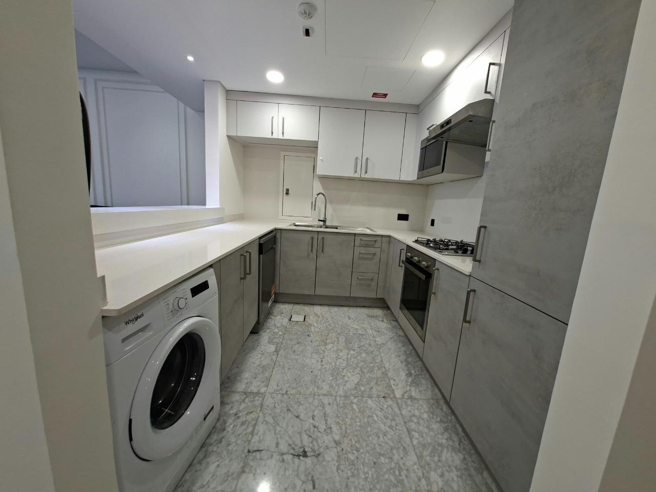 Luxury 2 BHK | Bills Included | Lusail Marina thumbnail 8
